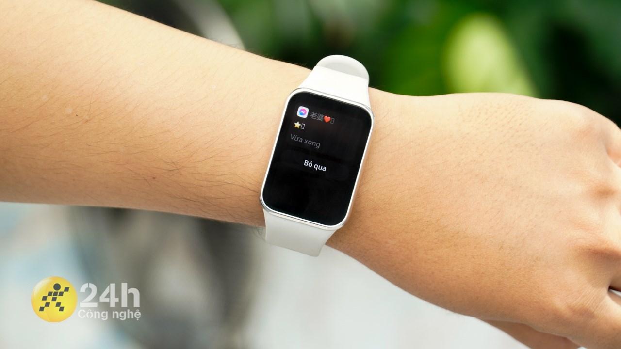 Xiaomi Band 8 Pro với Xiaomi HyperOS đang bị lỗi hiển thị icon.