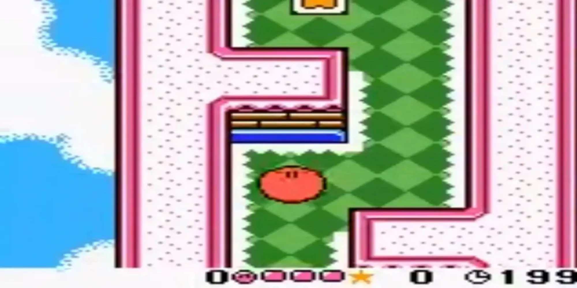 Kirby màu hồng lăn trên màn hình game Kirby Tilt n Tumble GBC