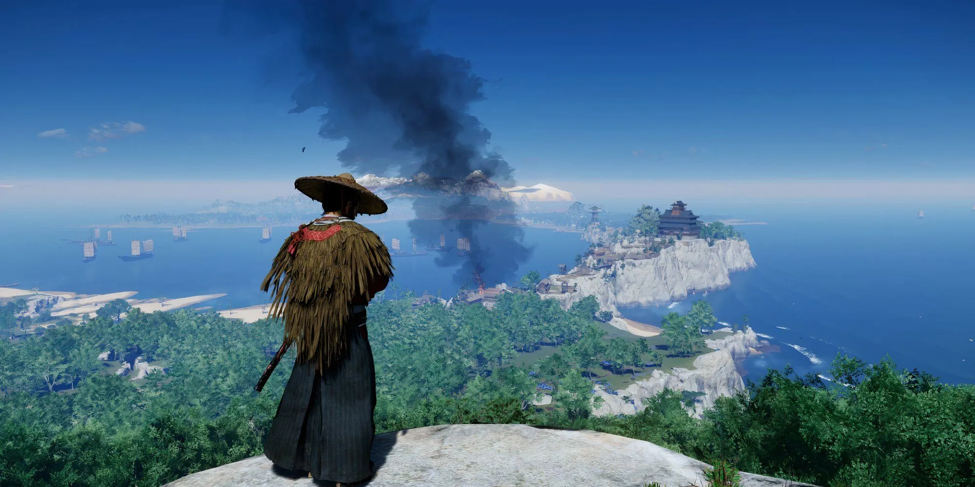 Nhân vật Jin Sakai trong Ghost of Tsushima đứng trên vách đá nhìn xuống khung cảnh hùng vĩ của hòn đảo Tsushima