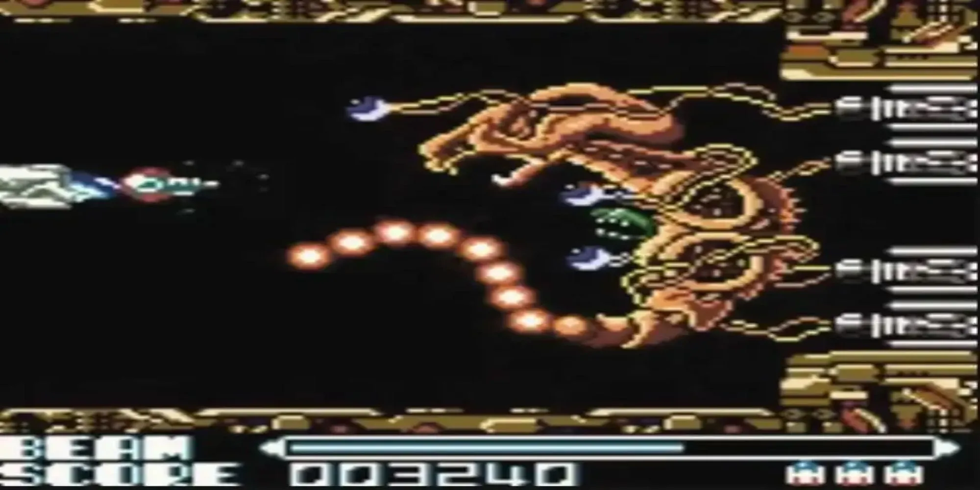 Phi thuyền không gian trong game R-Type DX trên Game Boy Color