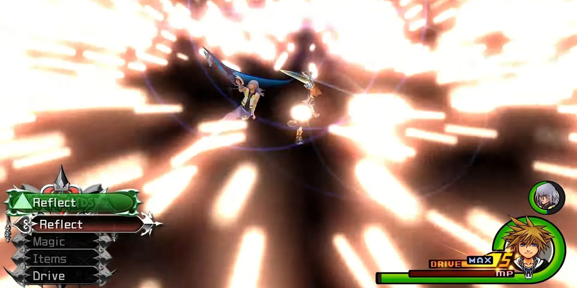 Sora và Riku sử dụng Reaction Command để chống lại Xemnas trong Kingdom Hearts II