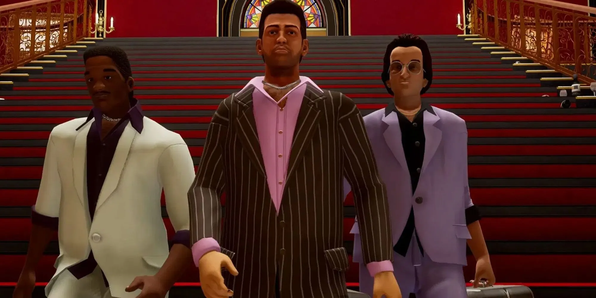 Tommy Vercetti đối mặt với kẻ thù trong biệt thự của mình ở nhiệm vụ cuối Keep Your Friends Close của GTA Vice City