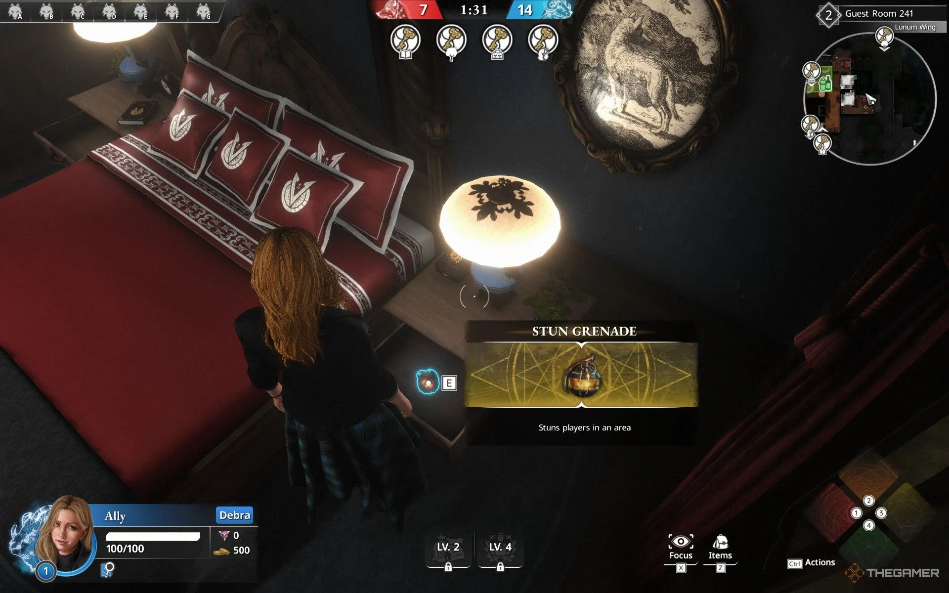 Cảnh gameplay Killer Inn: Nhân vật Debra đang điều tra và thu thập manh mối từ thi thể
