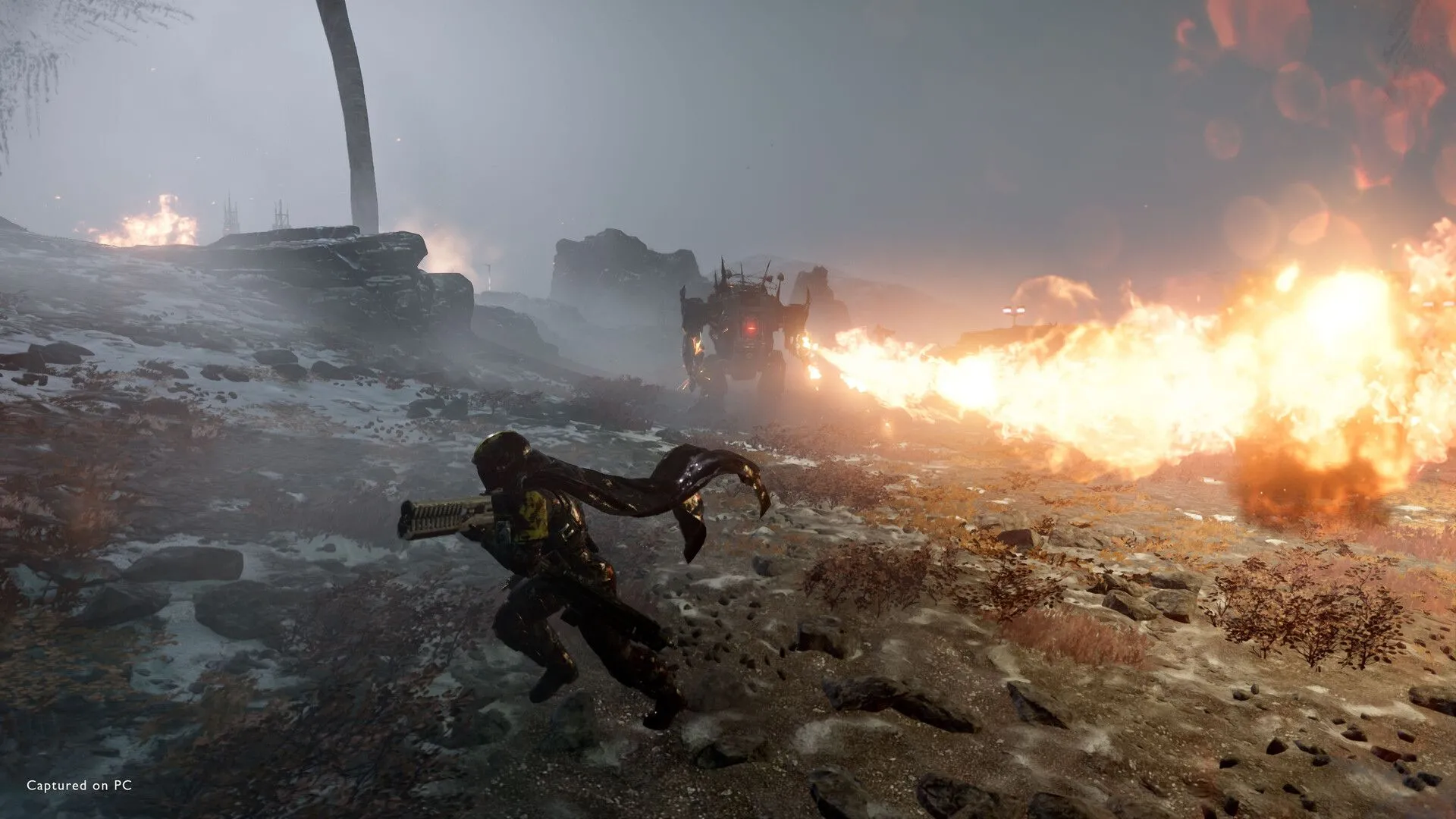 Hiệu ứng hình ảnh ấn tượng từ một vụ nổ lớn trong Helldivers 2, thể hiện sự hỗn loạn của chiến trường.