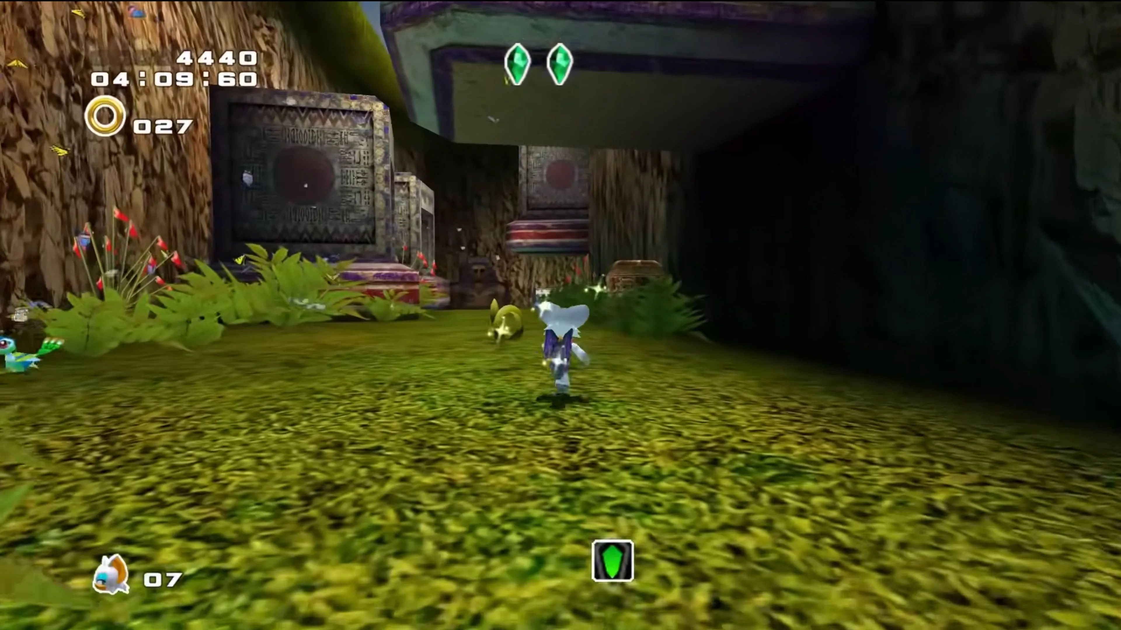 Sonic và Knuckles cùng nhau đối mặt với thử thách trong Sonic Adventure 2